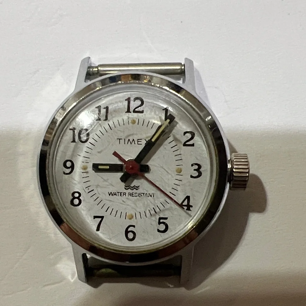 Timex White and Silver Smartwatch Case Water Resistant.